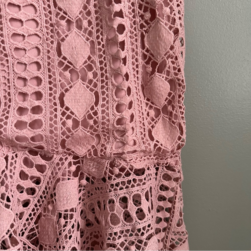 NWT - Girl in Mind - Blush Crochet Lace Fishtail Midi Dress - US 6 - Picture 3 of 10